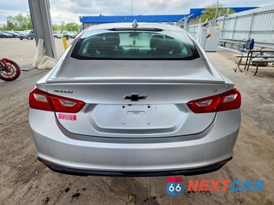 Zdjęcie 6 z 12 samochodu: 2018 CHEVROLET MALIBU LT VIN:1G1ZD5ST0JF197324 - miniatura