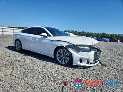 Czwarte zdjęcie samochodu z boku: 2022 AUDI A5 PREMIUM PLUS 40 VIN:WAUCBCF57NA033622 - miniatura