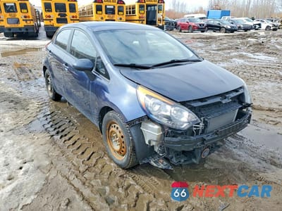 Czwarte zdjęcie samochodu z boku: 2013 KIA RIO 5-DOOR LX VIN:KNADM5A38D6851118 - miniatura