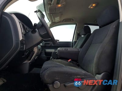 Zdjęcie 7 z 12 samochodu: 2012 TOYOTA TUNDRA DOUBLE CAB SR5 VIN:5TFUY5F15CX256296 - miniatura