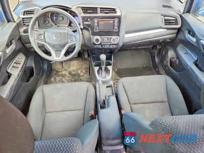 Zdjęcie 8 z 12 samochodu: 2019 HONDA FIT LX VIN:3HGGK5H44KM701641 - miniatura