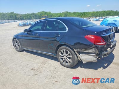 Drugie zdjęcie samochodu z przodu: 2015 MERCEDES-BENZ C 300 VIN:55SWF4JB1FU043819 - miniatura