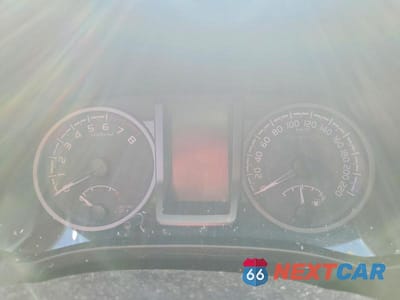 Zdjęcie 9 z 13 samochodu: 2022 TOYOTA TACOMA SR V6 VIN:3TYCZ5AN7NT068153 - miniatura