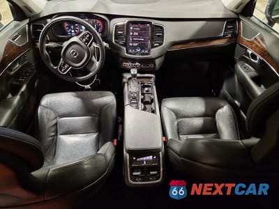 Zdjęcie 8 z 14 samochodu: 2016 VOLVO XC90 T6 VIN:YV4A22PK0G1041327 - miniatura