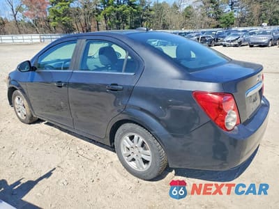 Drugie zdjęcie samochodu z przodu: 2015 CHEVROLET SONIC LT VIN:1G1JC5SG5F4111530 - miniatura