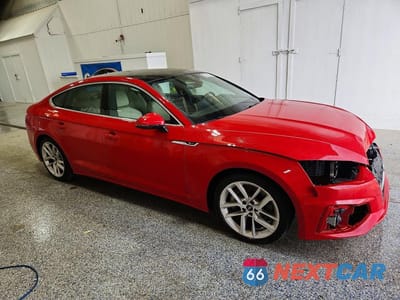 Czwarte zdjęcie samochodu z boku: 2024 AUDI A5 PREMIUM PLUS 45 VIN:WAUFACF52RA098643 - miniatura