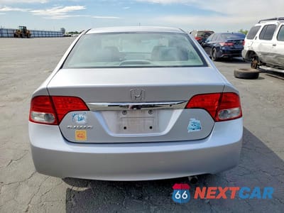 Zdjęcie 6 z 12 samochodu: 2009 HONDA CIVIC LX VIN:2HGFA16599H333355 - miniatura