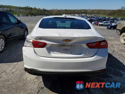 Zdjęcie 6 z 12 samochodu: 2025 CHEVROLET MALIBU LT VIN:1G1ZD5ST8SF142265 - miniatura