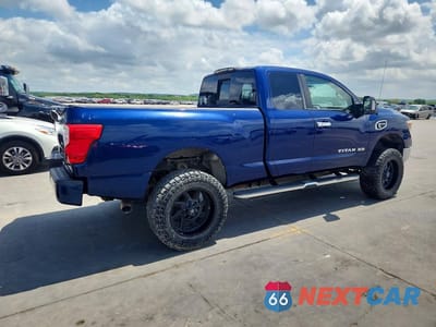 Trzecie zdjęcie samochodu z tyłu: 2017 NISSAN TITAN XD SV VIN:1N6BA1C44HN560982 - miniatura