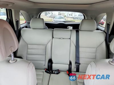 Zdjęcie 10 z 14 samochodu: 2016 KIA SORENTO SX V6 VIN:5XYPK4A51GG131601 - miniatura