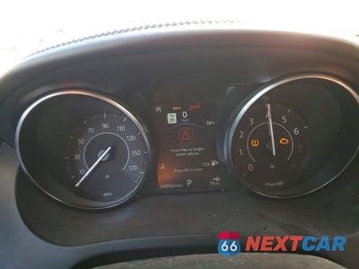 Zdjęcie 9 z 12 samochodu: 2019 JAGUAR E-PACE S VIN:SADFJ2FX0K1Z62517 - miniatura
