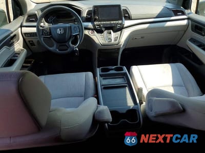 Zdjęcie 8 z 12 samochodu: 2019 HONDA ODYSSEY EX VIN:5FNRL6H58KB122711 - miniatura