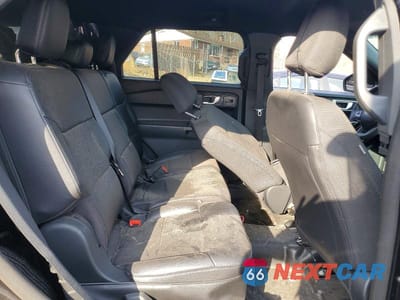 Zdjęcie 10 z 12 samochodu: 2023 FORD EXPLORER POLICE INTERCEPTOR VIN:1FM5K8AB7PGB12063 - miniatura