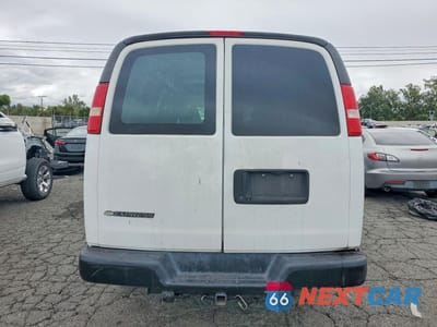 Zdjęcie 6 z 13 samochodu: 2018 CHEV EXPRESS G2500 VIN:1GCWGBFP6J1253924 - miniatura
