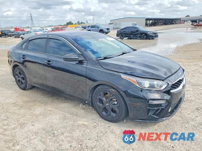Czwarte zdjęcie samochodu z boku: 2020 KIA FORTE LXS VIN:3KPF24AD6LE196177 - miniatura