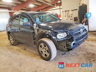 Czwarte zdjęcie samochodu z boku: 2011 TOYOTA RAV4 BASE VIN:2T3BF4DVXBW130922 - miniatura