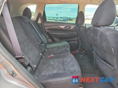 Zdjęcie 11 z 13 samochodu: 2016 NISSAN ROGUE SV VIN:JN8AT2MT4GW026611 - miniatura