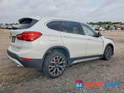 Trzecie zdjęcie samochodu z tyłu: 2021 BMW X1 XDRIVE28I VIN:WBXJG9C02M5T74041 - miniatura