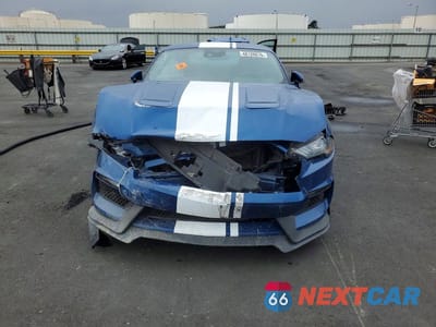 Piąte zdjęcie samochodu w środku: 2022 FORD MUSTANG VIN:1FA6P8TH1N5134652 - miniatura