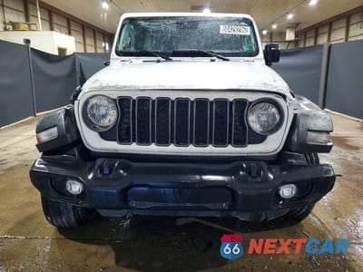 Piąte zdjęcie samochodu w środku: 2025 JEEP WRANGLER SPORT VIN:1C4PJXDN5SW500200 - miniatura