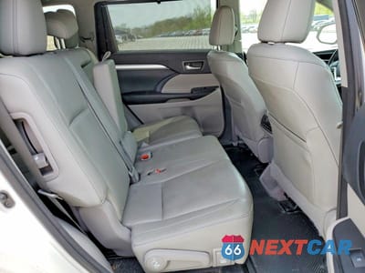 Zdjęcie 11 z 14 samochodu: 2015 TOYOTA HIGHLANDER XLE VIN:5TDJKRFH4FS200756 - miniatura