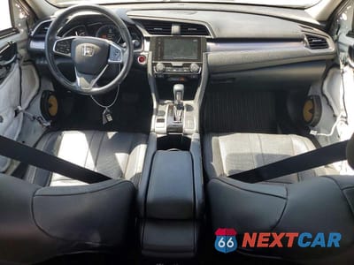 Zdjęcie 8 z 13 samochodu: 2017 HONDA CIVIC TOURING VIN:19XFC1F94HE204977 - miniatura