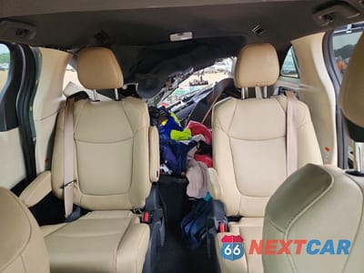 Zdjęcie 10 z 13 samochodu: 2022 TOYOTA SIENNA XLE VIN:5TDYSKFC3NS062183 - miniatura