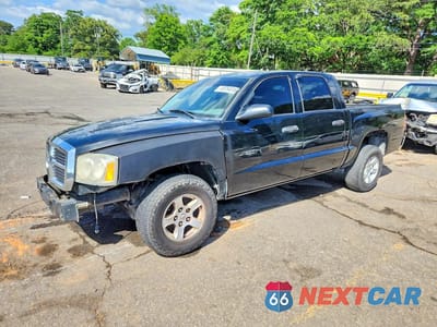 2006 DODGE DAKOTA QUAD SLT 1D7HE48N56S506244 - główne zdjęcie licytacji z USA - miniatura