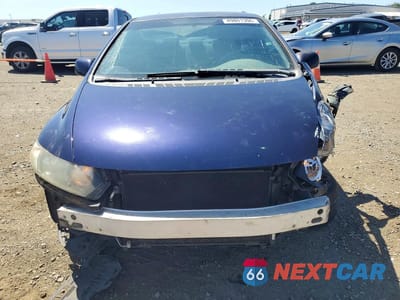 Piąte zdjęcie samochodu w środku: 2010 HONDA CIVIC LX VIN:2HGFG1B65AH536762 - miniatura