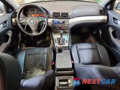 Zdjęcie 8 z 11 samochodu: 2002 BMW 320 I VIN:WBAEV13452KL20236 - miniatura