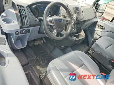 Zdjęcie 8 z 11 samochodu: 2019 FORD TRANSIT 150 UTILITY / SERVICE VAN VIN:1FTYE2YM3KKB15710 - miniatura