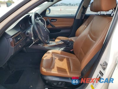 Zdjęcie 7 z 11 samochodu: 2011 BMW 328 XI SULEV VIN:WBAPK5C51BF124112 - miniatura