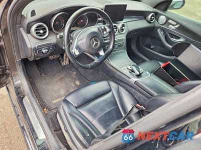 Zdjęcie 8 z 13 samochodu: 2015 MERCEDES-BENZ C 300 4MATIC VIN:55SWF4KB7FU020639 - miniatura