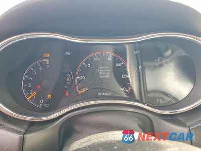 Zdjęcie 9 z 13 samochodu: 2015 JEEP GRAND CHEROKEE LIMITED VIN:1C4RJEBG1FC904166 - miniatura