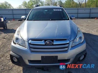 Piąte zdjęcie samochodu w środku: 2013 SUBARU OUTBACK 2.5I PREMIUM VIN:4S4BRBGC0D3316735 - miniatura