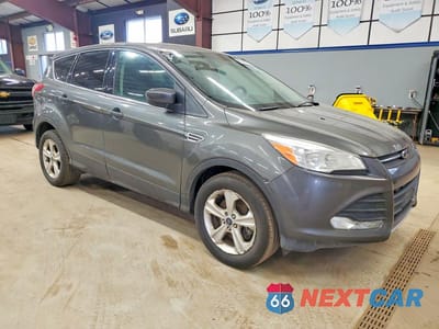 Czwarte zdjęcie samochodu z boku: 2015 FORD ESCAPE SE VIN:1FMCU9GX8FUC58059 - miniatura