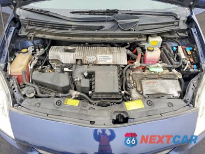 Zdjęcie 11 z 13 samochodu: 2012 TOYOTA PRIUS FOUR VIN:JTDKN3DU1C1581919 - miniatura