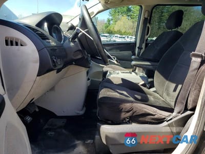 Zdjęcie 7 z 13 samochodu: 2014 DODGE GRAND CARAVAN SE VIN:2C4RDGBGXER376250 - miniatura