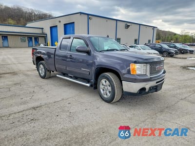 Czwarte zdjęcie samochodu z boku: 2011 GMC SIERRA K1500 SLT VIN:1GTR2WE39BZ152395 - miniatura