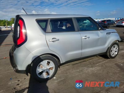 Trzecie zdjęcie samochodu z tyłu: 2016 KIA SOUL BASE VIN:KNDJN2A24G7851320 - miniatura