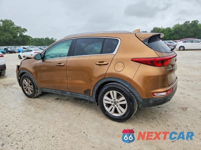 Drugie zdjęcie samochodu z przodu: 2017 KIA SPORTAGE LX VIN:KNDPM3AC8H7296319 - miniatura