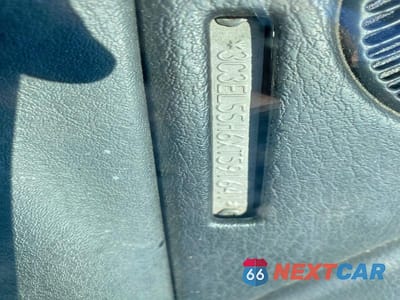 Zdjęcie 10 z 10 samochodu: 1999 CHRYSLER SEBRING JXI VIN:3C3EL55H6XT591641 - miniatura