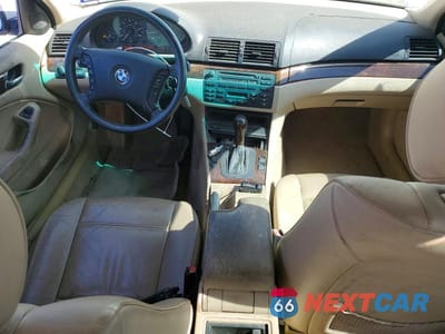 Zdjęcie 8 z 12 samochodu: 2005 BMW 325 I VIN:WBAET37445NJ86978 - miniatura