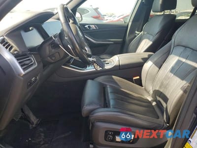 Zdjęcie 7 z 12 samochodu: 2021 BMW X5 XDRIVE45E VIN:5UXTA6C09M9H21803 - miniatura