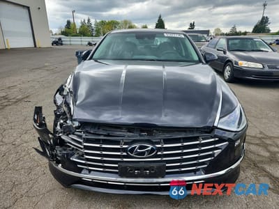 Piąte zdjęcie samochodu w środku: 2023 HYUNDAI SONATA HYBRID SEL VIN:KMHL34JJ0PA078829 - miniatura