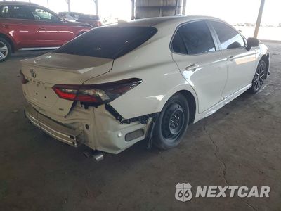 Trzecie zdjęcie samochodu z tyłu: 2023 TOYOTA CAMRY SE VIN:4T1G11AK1PU791641 - miniatura