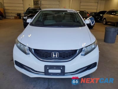 Piąte zdjęcie samochodu w środku: 2013 HONDA CIVIC HF VIN:2HGFB2F67DH575565 - miniatura
