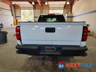 Zdjęcie 6 z 12 samochodu: 2019 CHEVROLET SILVERADO LD C1500 VIN:2GCRCNEC7K1183144 - miniatura