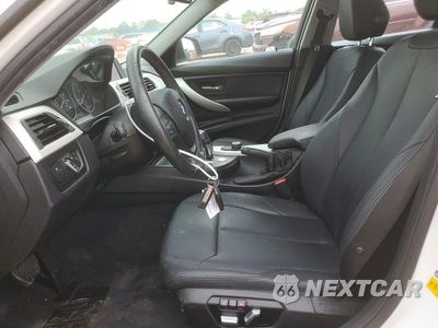 Zdjęcie 7 z 12 samochodu: 2017 BMW 320 I VIN:WBA8E1G30HNU16331 - miniatura