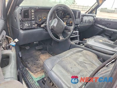 Zdjęcie 8 z 12 samochodu: 2000 CHEVROLET SILVERADO K1500 VIN:1GCEK19TXYE215497 - miniatura
